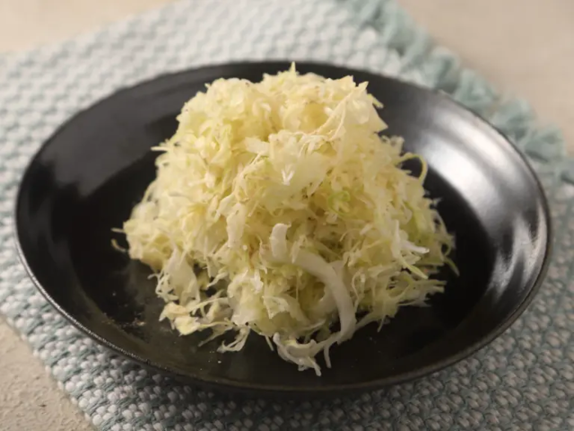 ▲キャベツのだし漬け(使用商品:プロが使う味® 白だし)