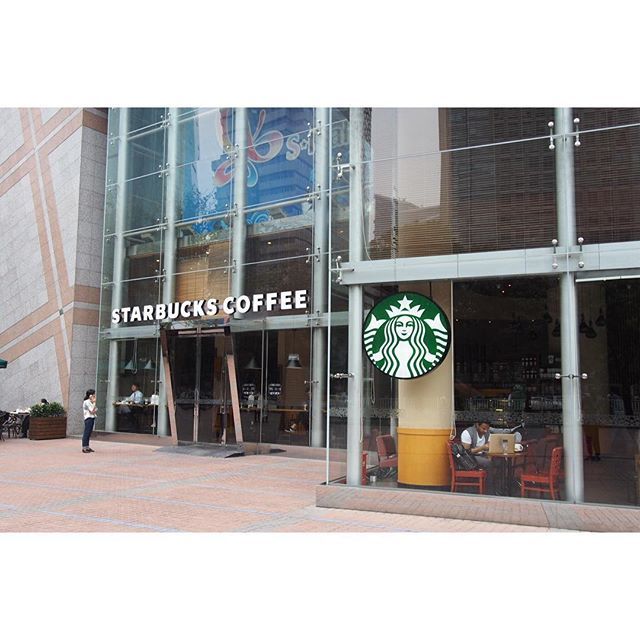 Instagram (75277)