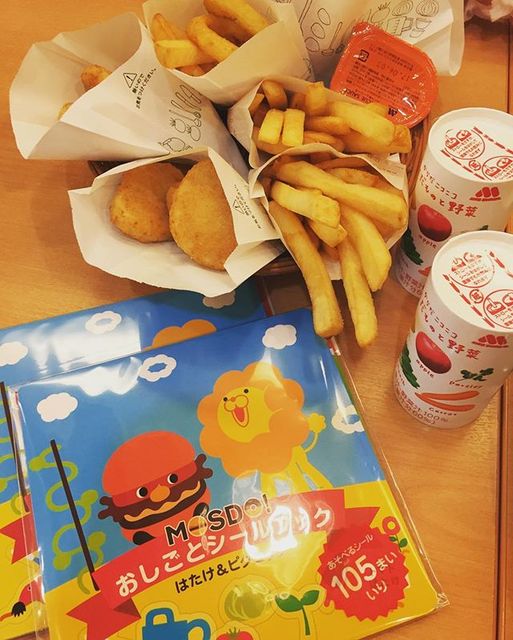 Instagram (81526)