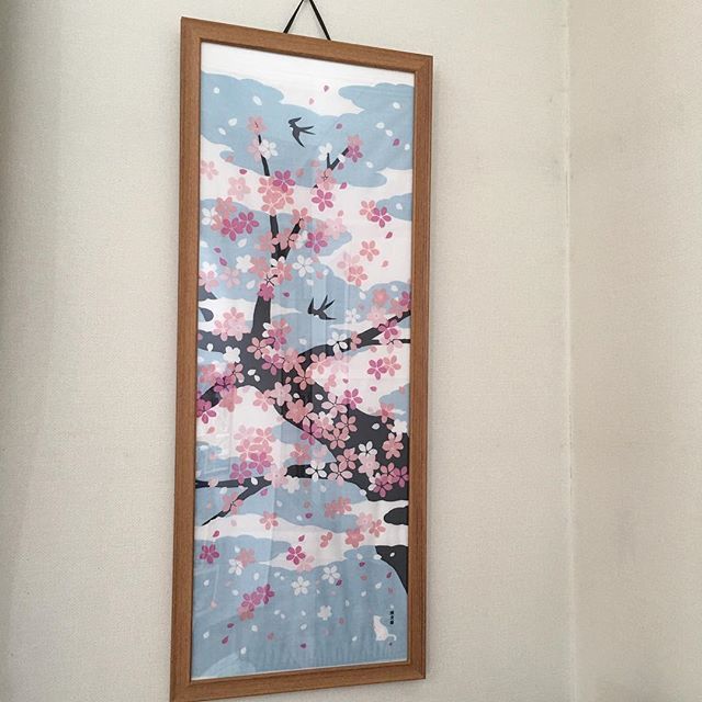 Instagram (83307)