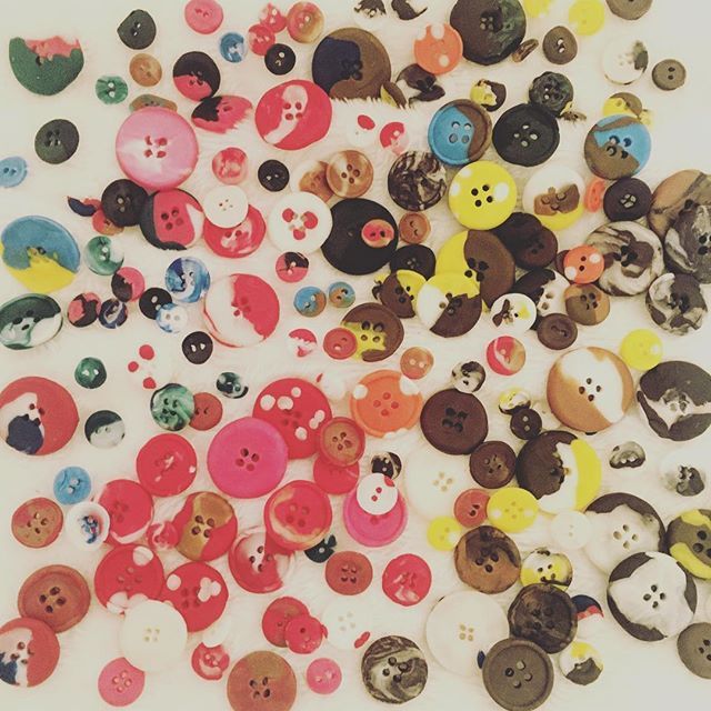 Instagram (84589)