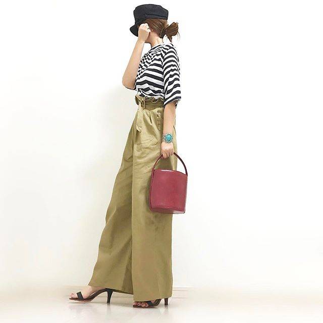 Instagram (95915)