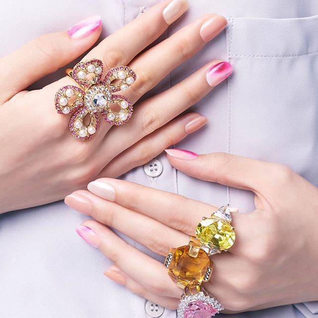 Instagram (135900)
