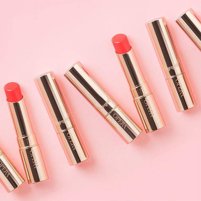 OPERA公式 on Instagram: “「Hello, Heart, Opera♥」 . 大人気のリップティントから「隠れハート入りボトル」が再登場💖 . 数個にひとつの確率でみつかるハート入りボトル、あなたもみつけられますように。 . #ハートをみつけて #OPERACOSMETICS #OPERA #オペラ…” (175270)