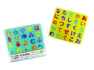 水でペタッと壁にくっつく！おふろで楽しくお勉強しよう。